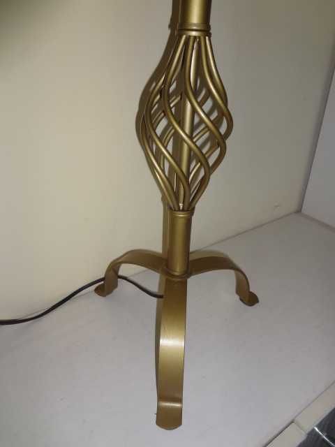 Стилна винтидж лампа