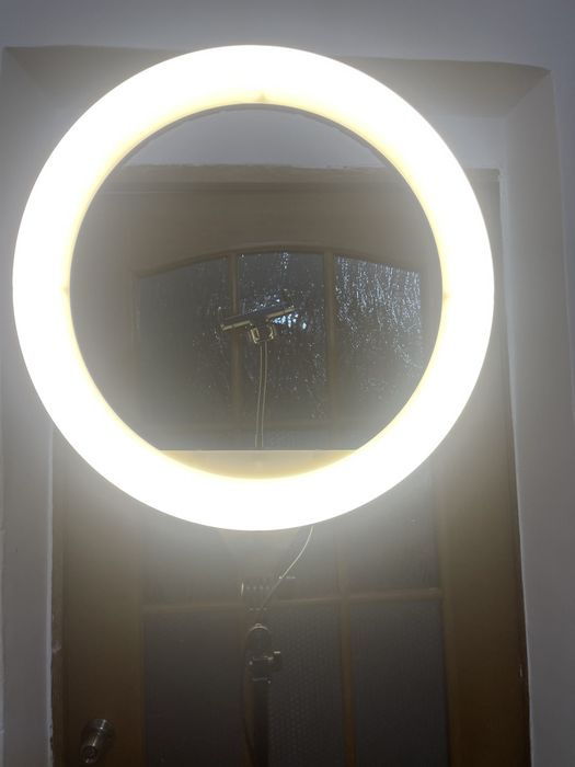 Кольцевая лампа