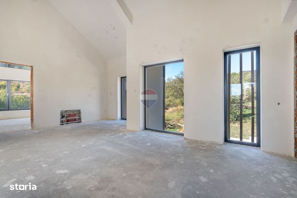 Vilă contemporana cu 6 camere Feleacu.Tavane inalte, 8 Min de oras. 0%