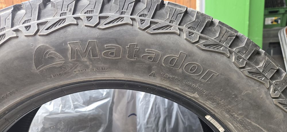 Летняя АТ резина 265/60/18