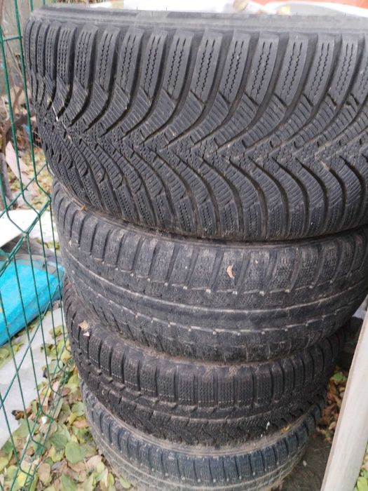 jante si anvelope iarna pentru BMW 225/45/r17