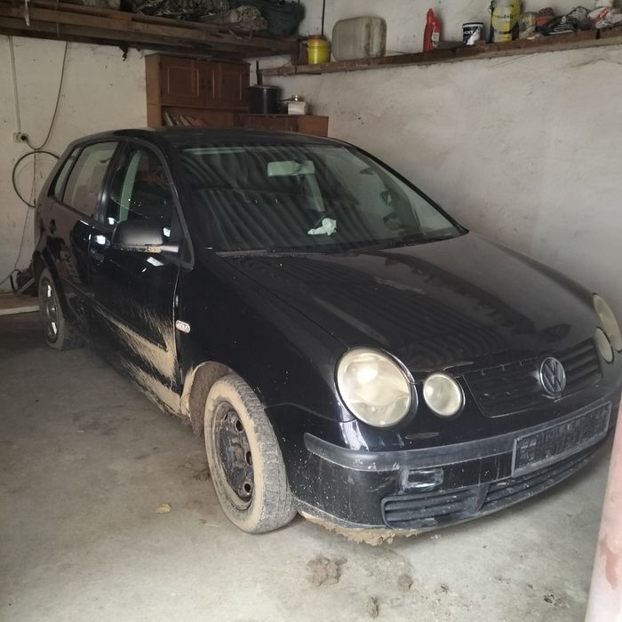 Vând Volkswagen Polo