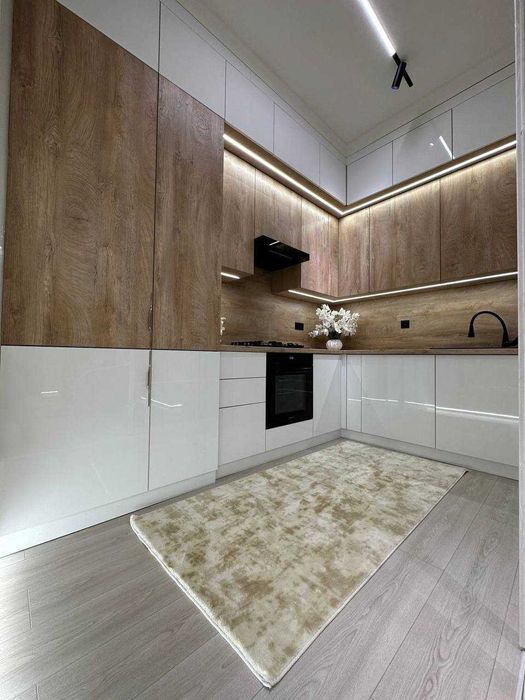 R1 Сдаётся квартира 2/4/9 на Яккасарайском ор-р ТЦ Некст