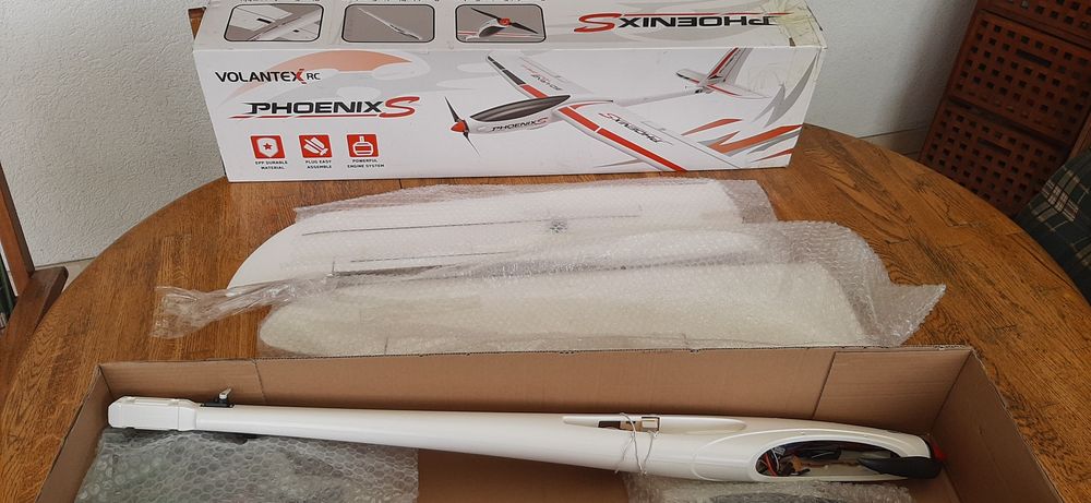 Aeromodel VOLANTEX PHOENIX  S  1600