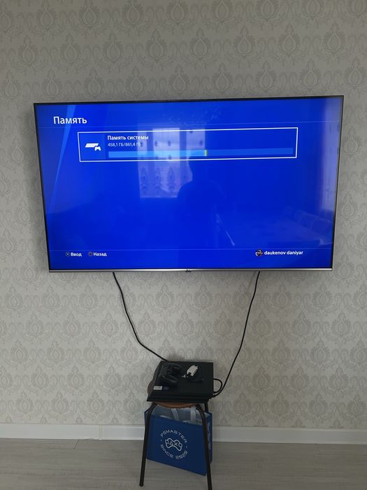 Продам playstation 4 pro