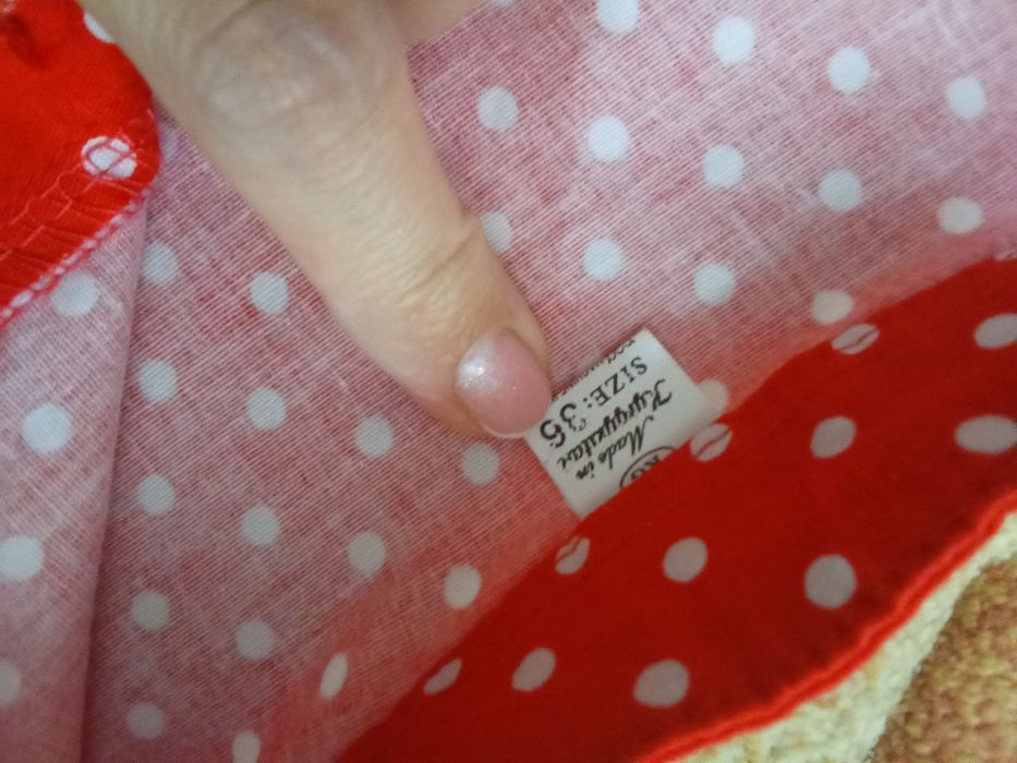 Продам платья на девочек