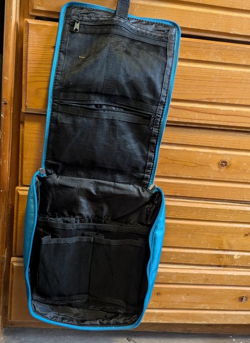 Несесер за пътуване