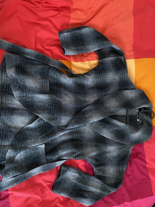 Pardesiu lana marimea M