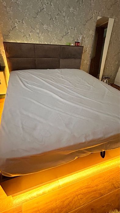 Кровать двухспальняя