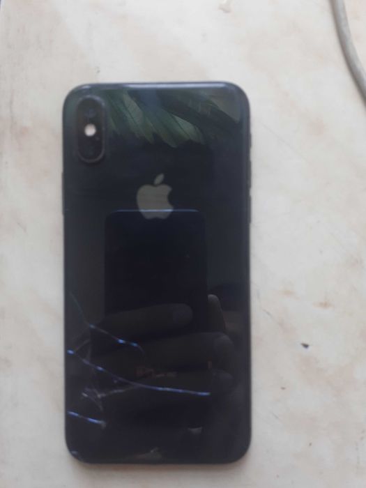 Iphone XS 256gb sotiladi