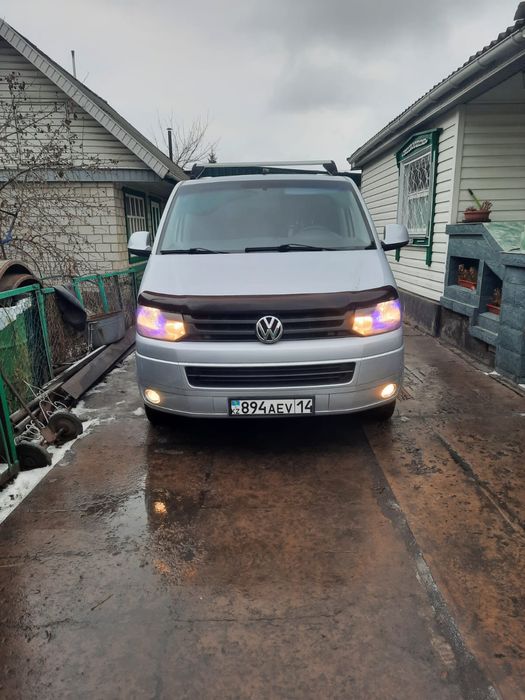 Volkswagen Caravela T5 rest