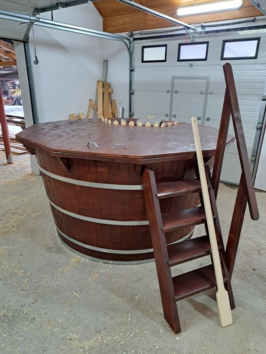 Ciubăr  din lemn de molid pentru baie, calitate inalata si finisaj