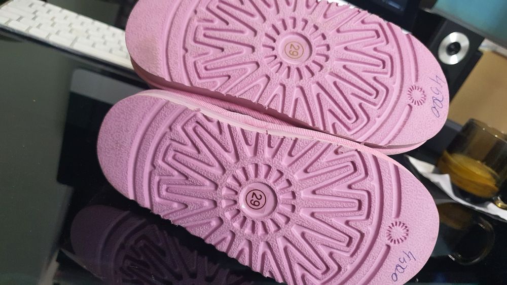 Детские уги  ! Новые !  Размер 29 !