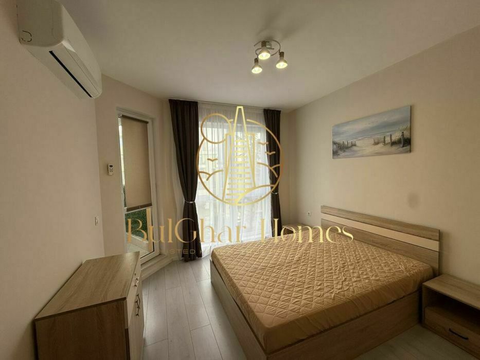 Дава се под наем Двустаен апартамент в Варна, Бриз - 65 кв.м за 598.23 € - Снимка #2