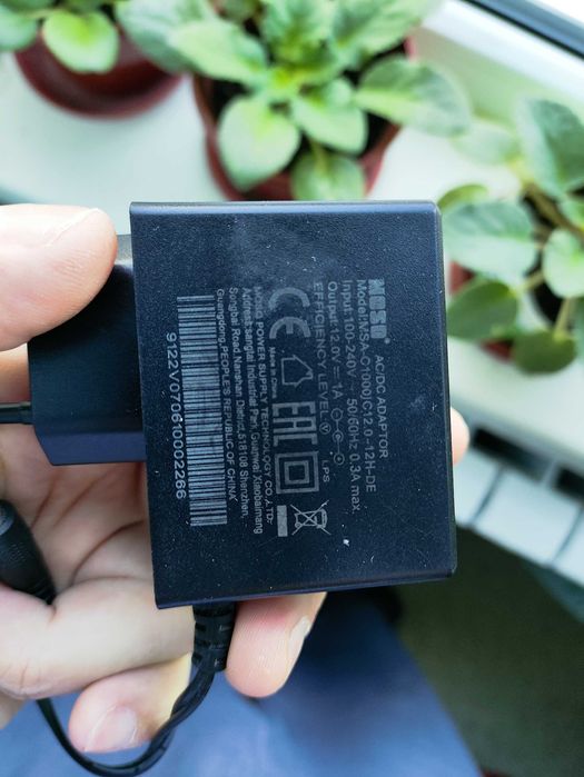 Блок MOSO питание 12v 1a для модема продам