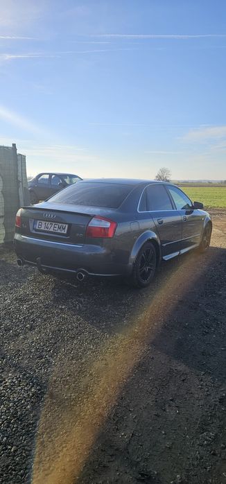 Dezmembrez/Dezmembrari Audi A4 B6 S-line 2.5 V6 TDI Quattro