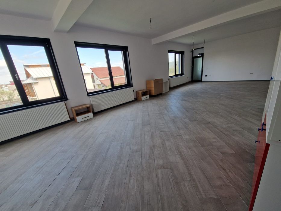 Inchiriez spatiu Bascov