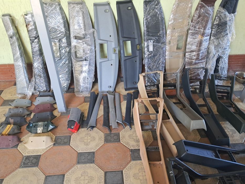 Мерс.w.124 Хлебница серая.