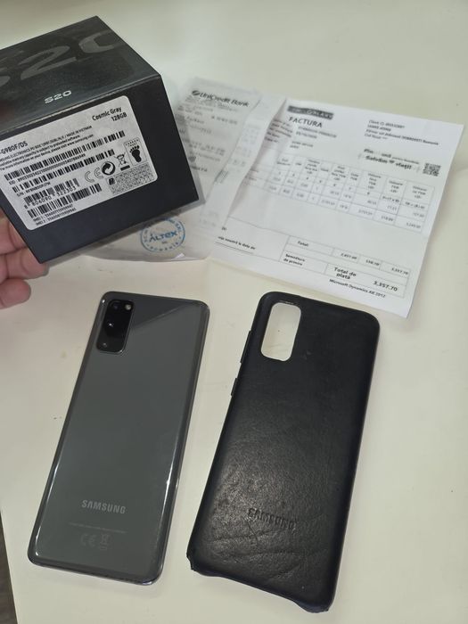 Vand Samsung Galaxy S20 5G 128 GB 8 GB Display spart