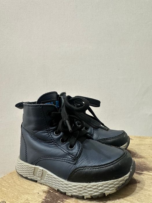 Натуральные ботинки