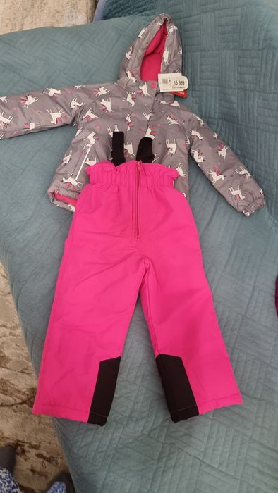 Продам новый комбинезон 104