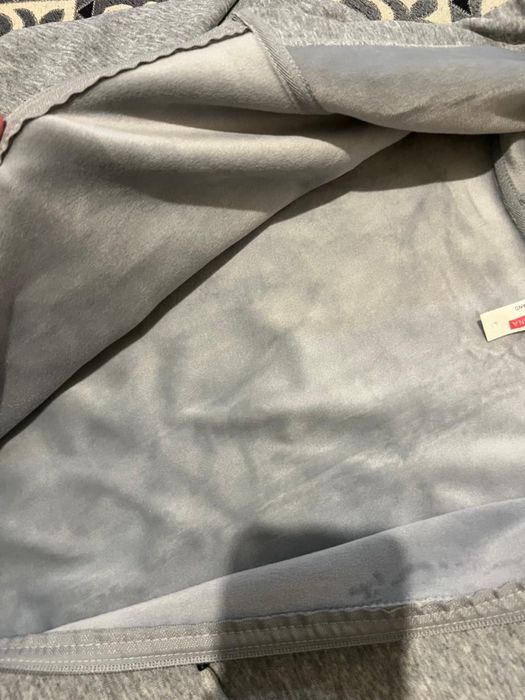 Стильная зип-худи с принтом лошадей