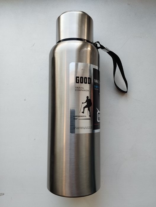 Продам термос новый