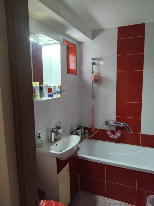De vanzare apartament