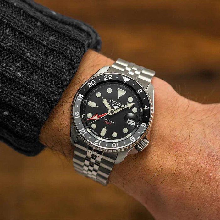 Seiko 5 Diver GMT Black SSK001