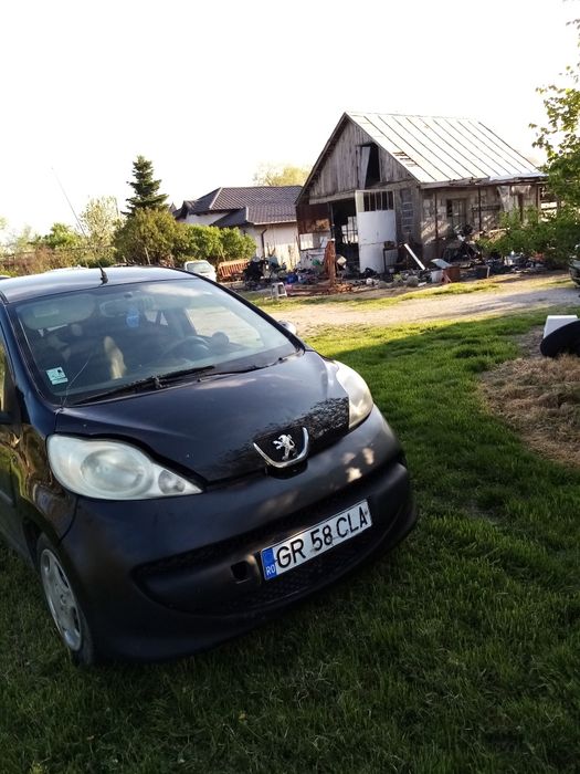 Peugeot 107 an 2008 1000 cm benzina
