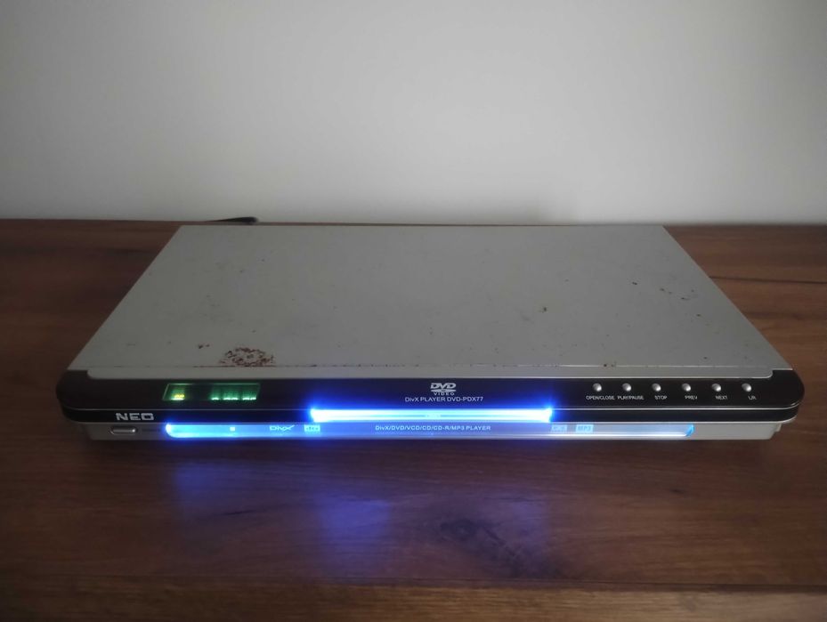 ДВД плеар марка NEO