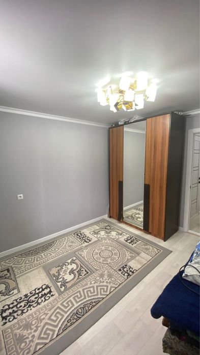 Продам 2 х ком квартиру