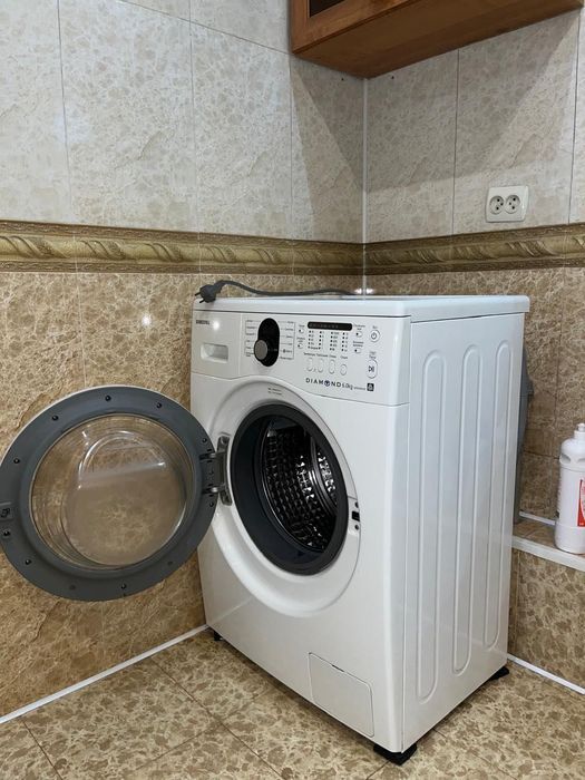 Продам стиральную машину Samsung!