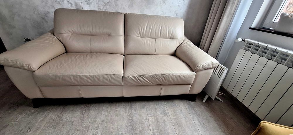 Луксозен италиански диван NATUZZI – Естествена дебела кожа (Като нов)