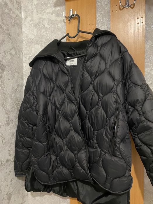 Продам куртку легкая