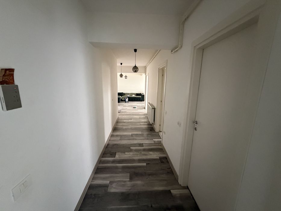 Apartament 3 camere palazu mare