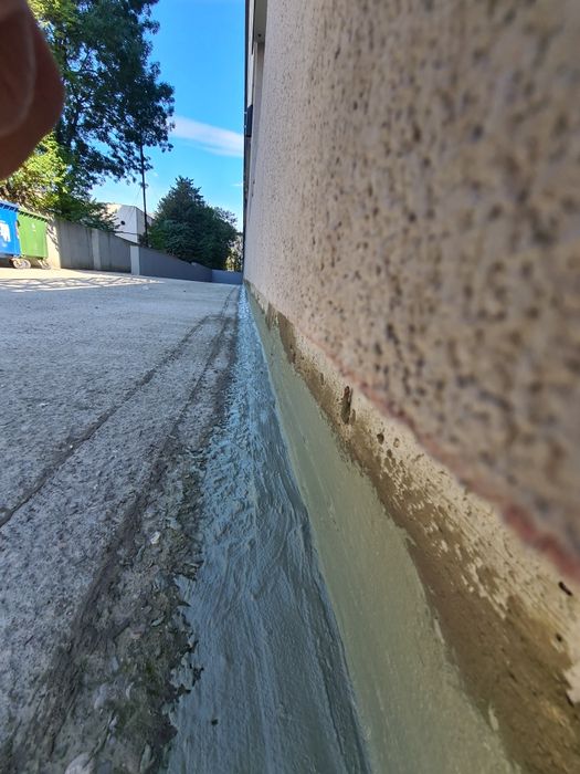 Constructii case/ Renovari interioare/ Zugraveala / Finisaje