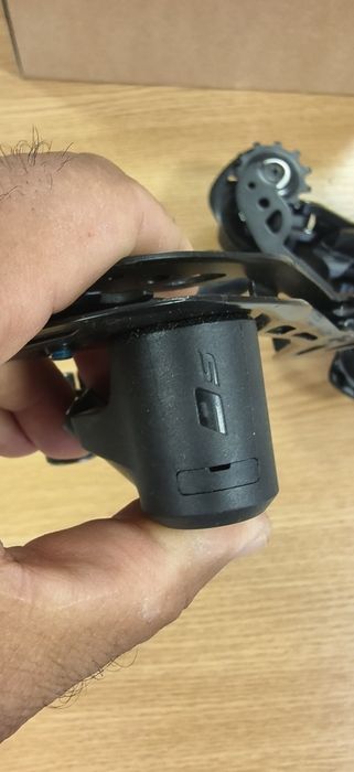НОВИ Заден дерайльор Shimano CUES RD-U3020 и CUES-4020 9-speed