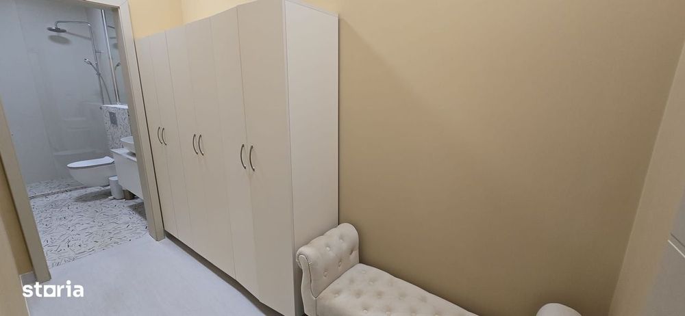 Clinica stomatologica, 2 cabinete, 5 parcari, zona Intre Lacuri