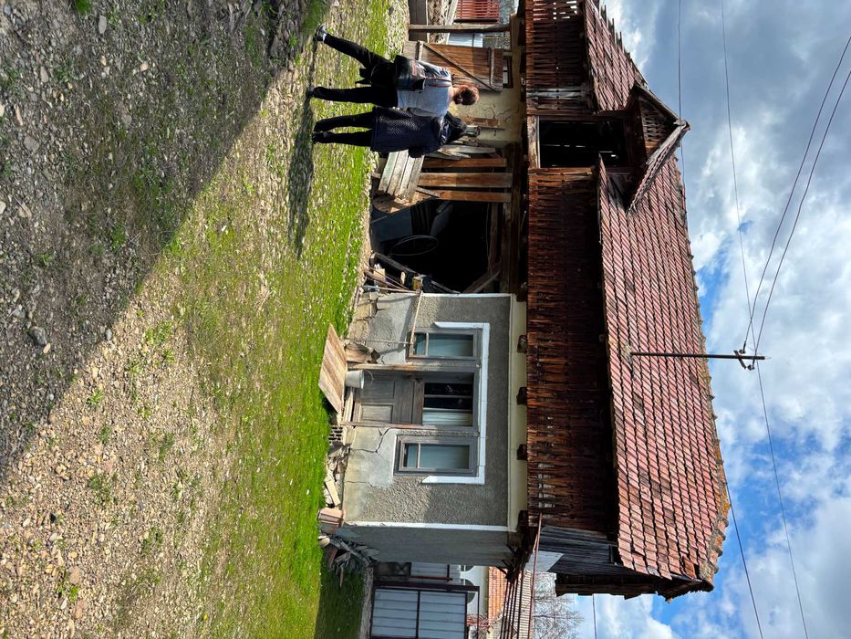 Vand casa 120mp cu teren 3384 mp