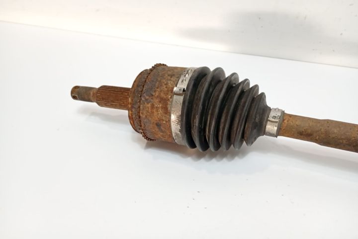 Planetara dreapta fata 3.2 d Mitsubishi Pajero a 3-a generatie (facel