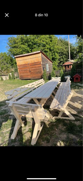 Vând set masă cu bănci