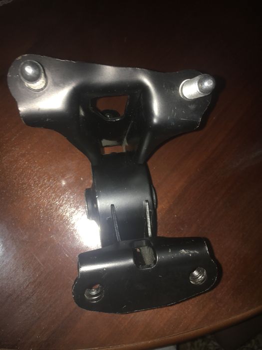 Подушка автоматической коробки передач