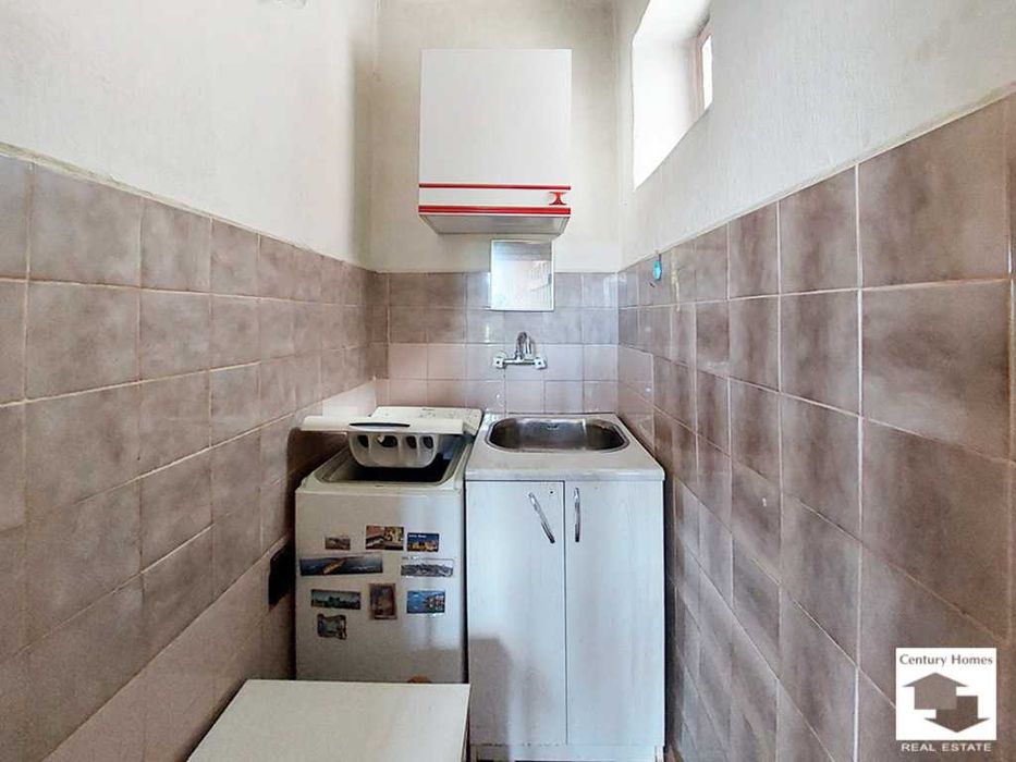 Продава се Двустаен апартамент в Велико Търново, Център - 50 кв.м за 1600 €/кв.м - Снимка #4