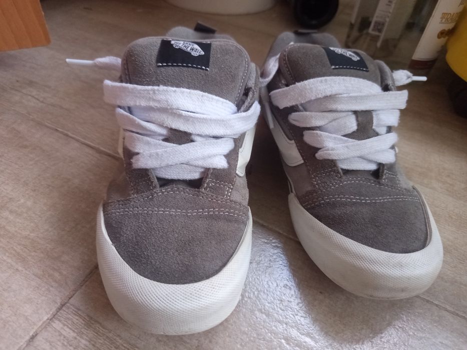 Vand vans knu skool