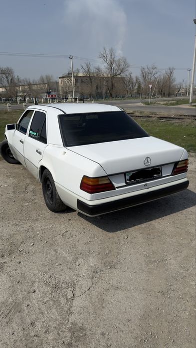 Mersedes w124 2.3 5ст