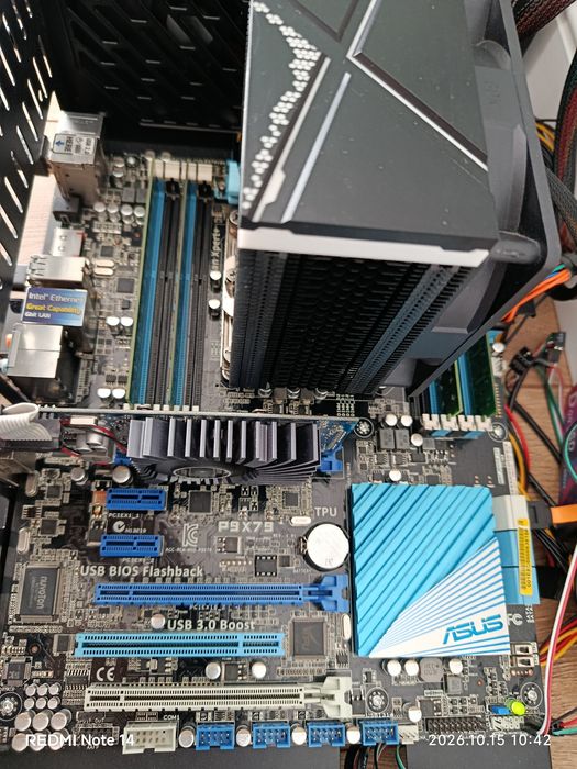 i7-3930k / Asus p9x79 / 16gb