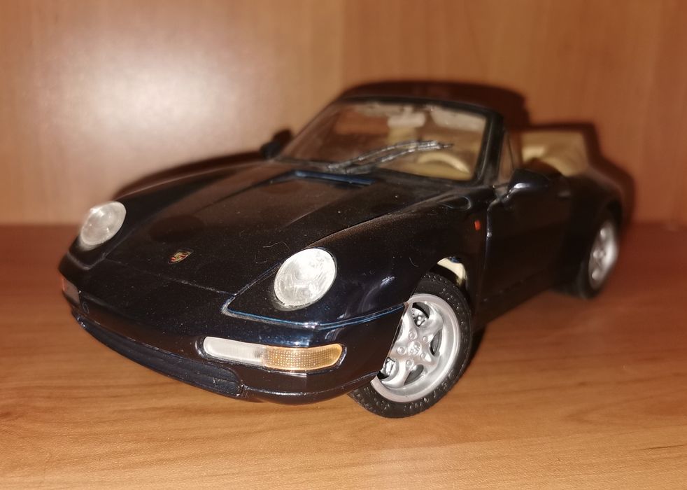 Колекционерски метални колички 1/18