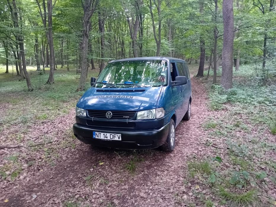 Vând  transporter T4 an 2003 in stare foarte bună  preț  3500euro