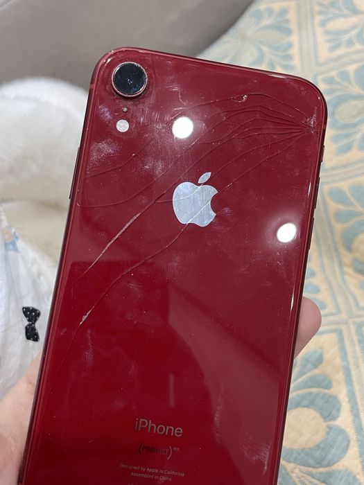 iPhone XR на запчасти